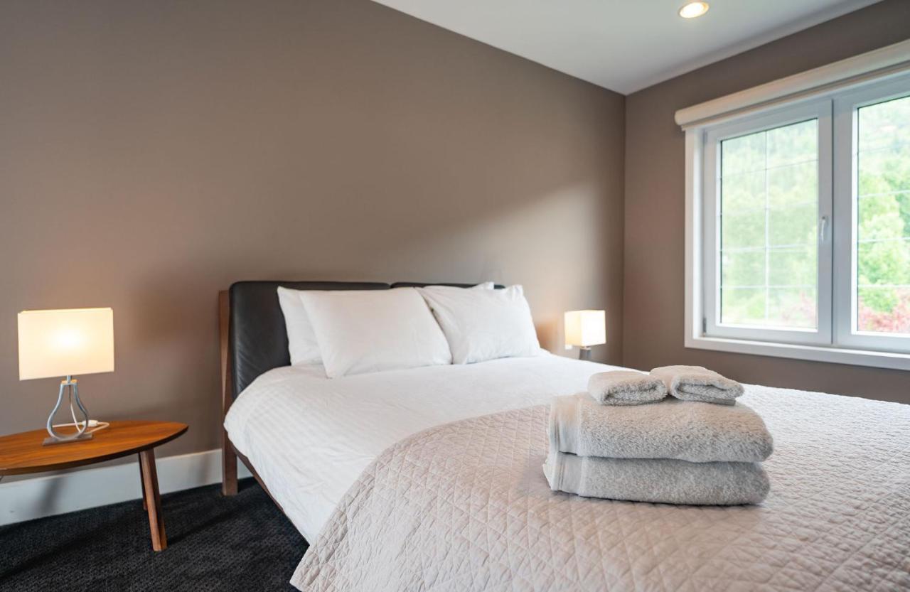 Aspen Lodge By Revelstoke Vacations Eksteriør billede